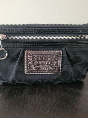 Coach Poppy Black Wristlet